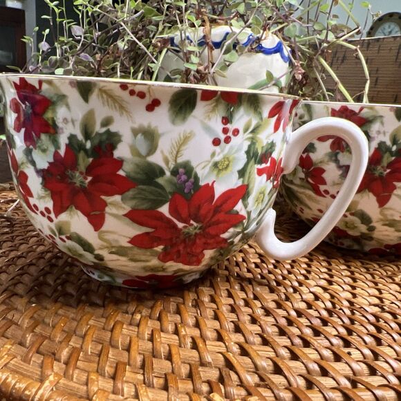Grace’s Teaware Set of 2 Cups (Large) with Poinsettias, Christmas, Holiday - Picture 2 of 6